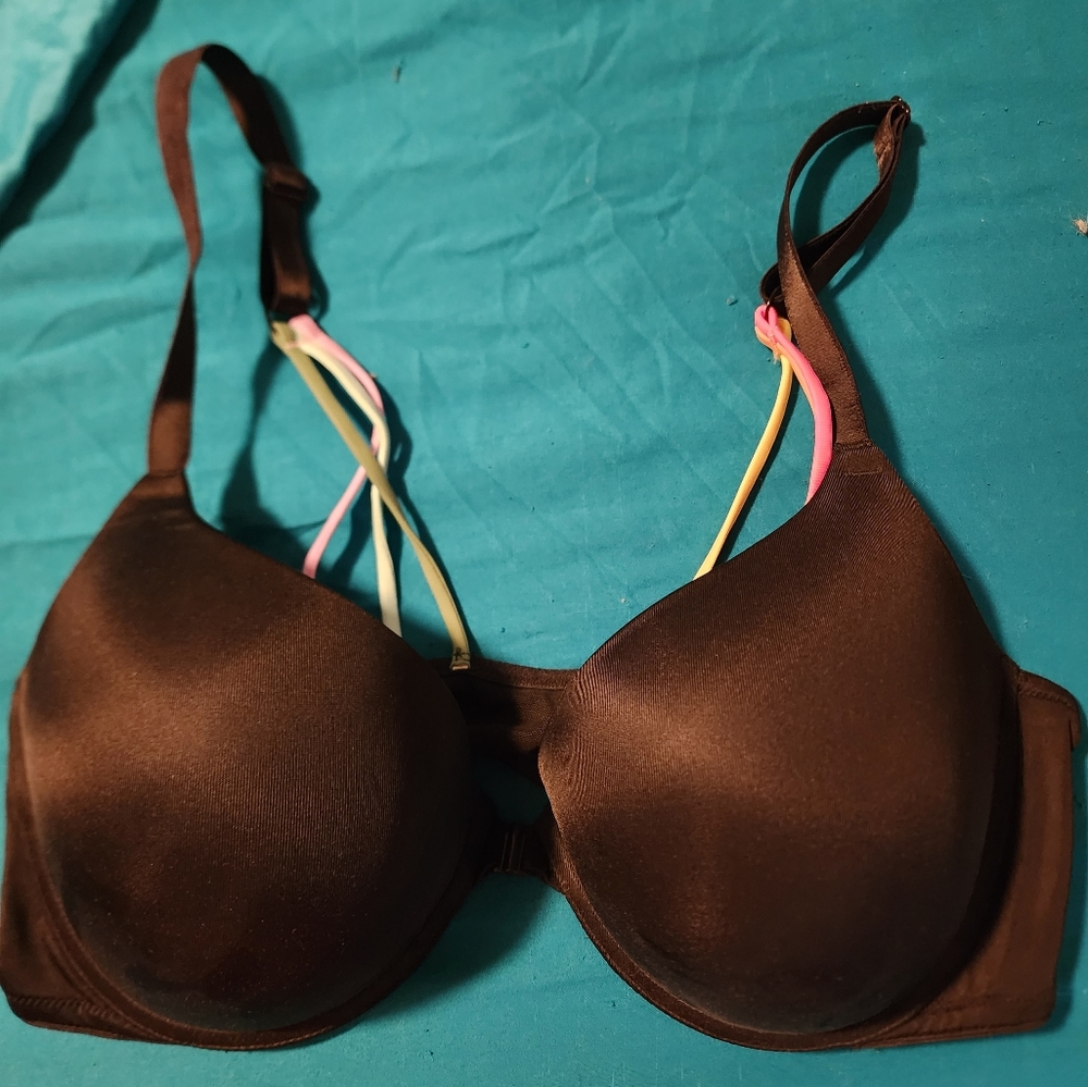 VS PINK Bra - 38D Front Clasp